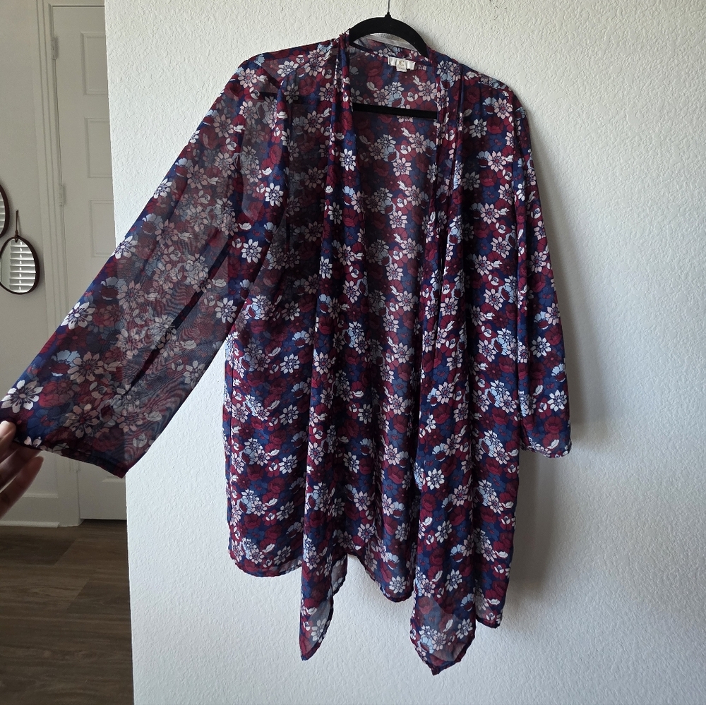 Charming Charlie Sheer Floral Kimono in Burgundy, Navy & White - Picture 7 of 8